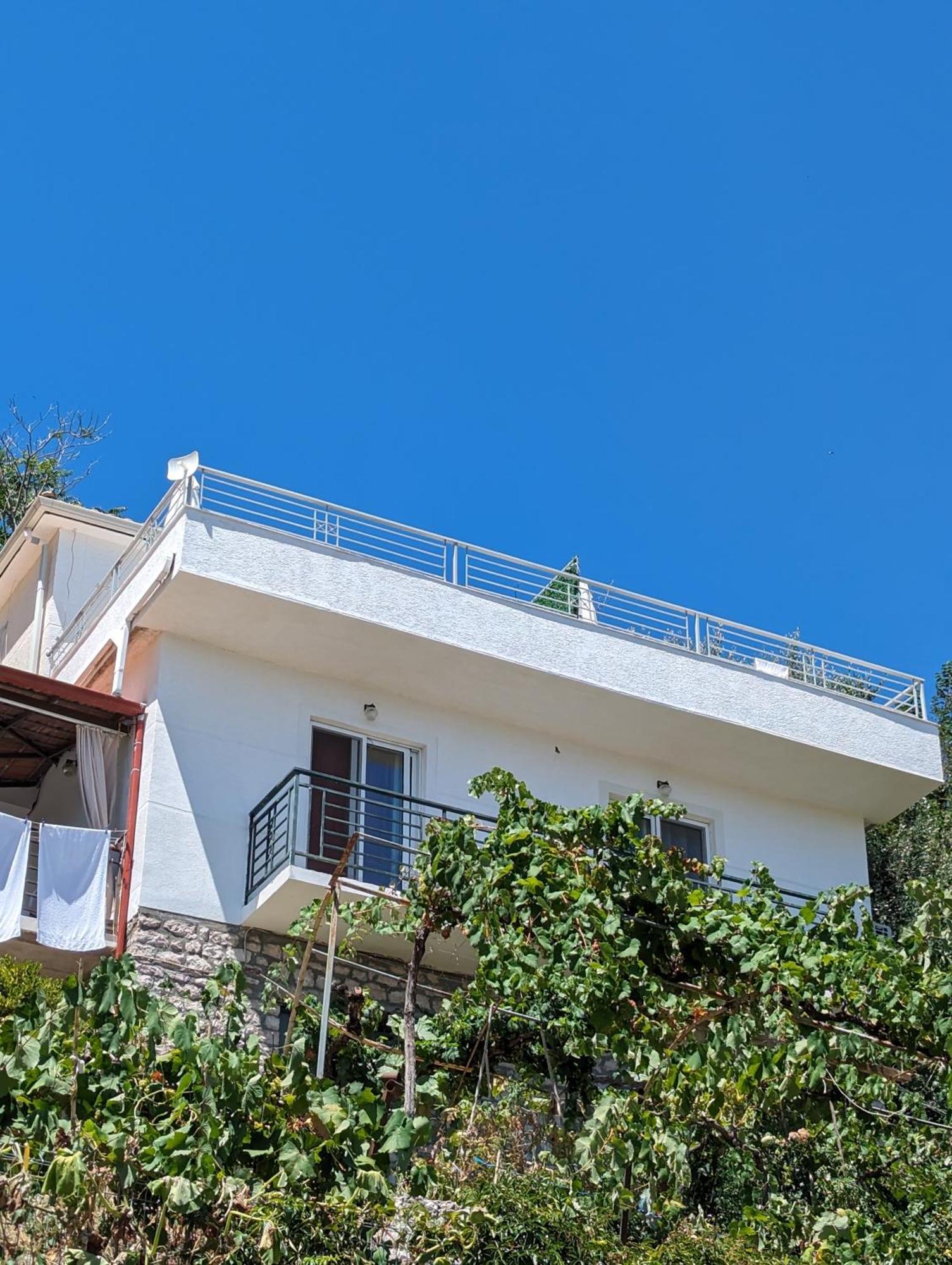 Guesthouse Panorama Nivice Sarandë 외부 사진